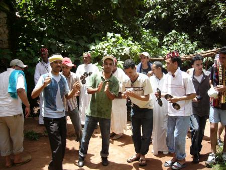 aller dance sur rythm de gnawa